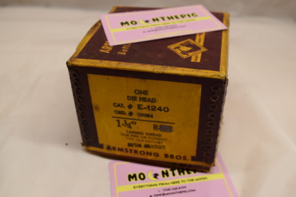 Armstrong Bros. Die Head Tap 1.25 1 1/4" E-1240 12-R NIB