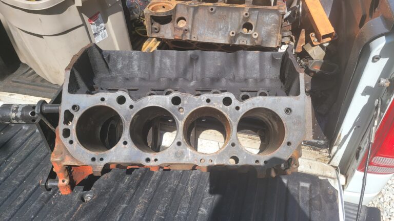 3999289 BBC Big Block Chevy 454 Engine Block Core 2 bolt Main