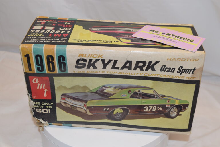 Vintage AMT 1966 Buick Skylark Model Kit ,parts or redo ,with box