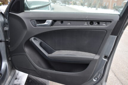 2011 Audi S4 Passenger Side Front Door Panel Interior