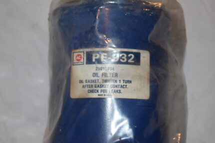 VINTAGE NOS AC DELCO PF-932 25010754 OIL FILTER GMC CHEVROLET TRUCK'S 1973